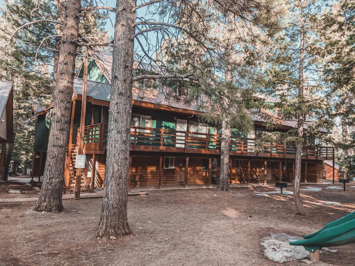 Pinewoods Resort And Rv Park Duck Creek Village Εξωτερικό φωτογραφία